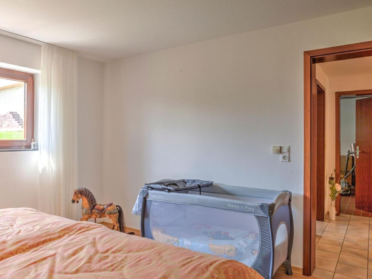 Ferienwohnung Sunny Flat In Bad Driburg With Garden Exterior foto