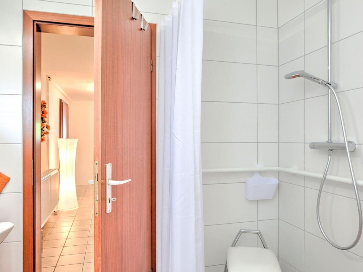 Ferienwohnung Sunny Flat In Bad Driburg With Garden Exterior foto