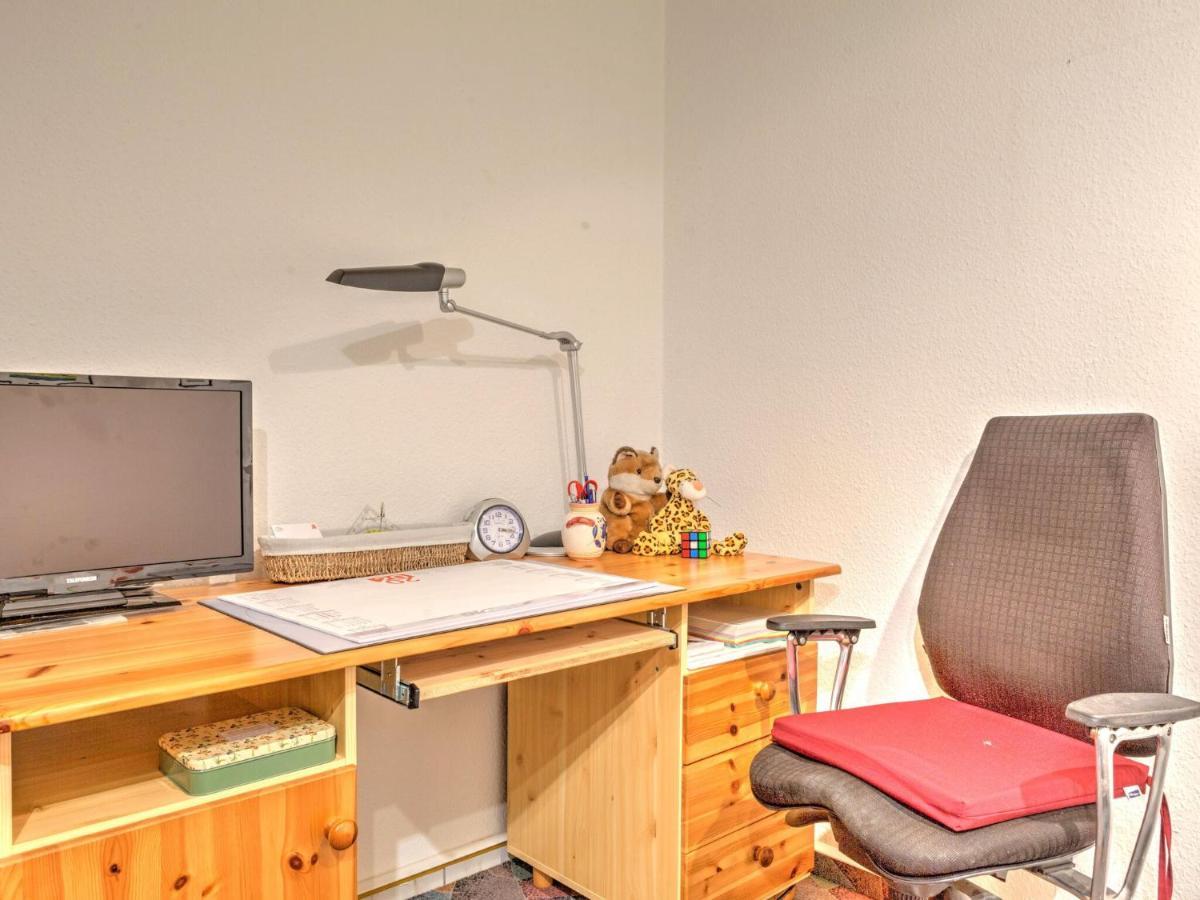 Ferienwohnung Sunny Flat In Bad Driburg With Garden Zimmer foto
