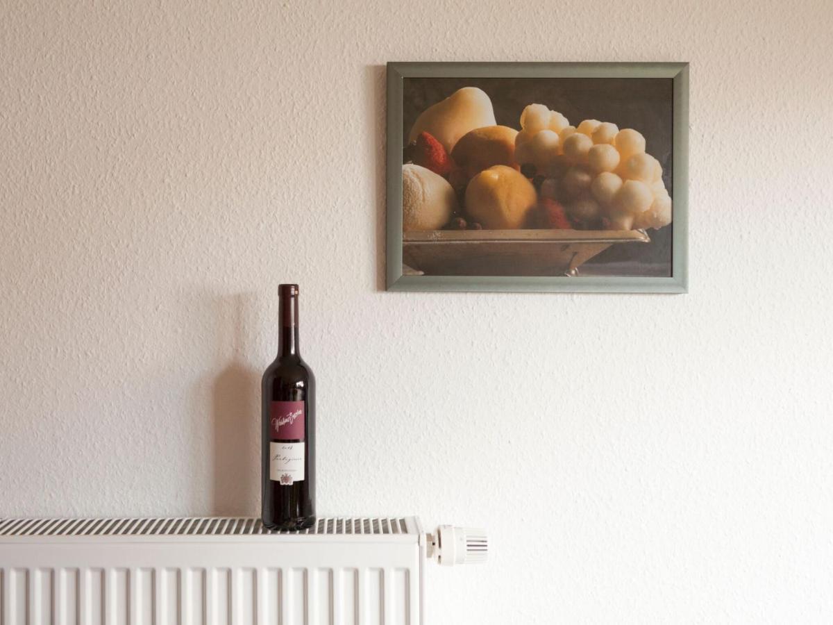 Ferienwohnung Sunny Flat In Bad Driburg With Garden Zimmer foto