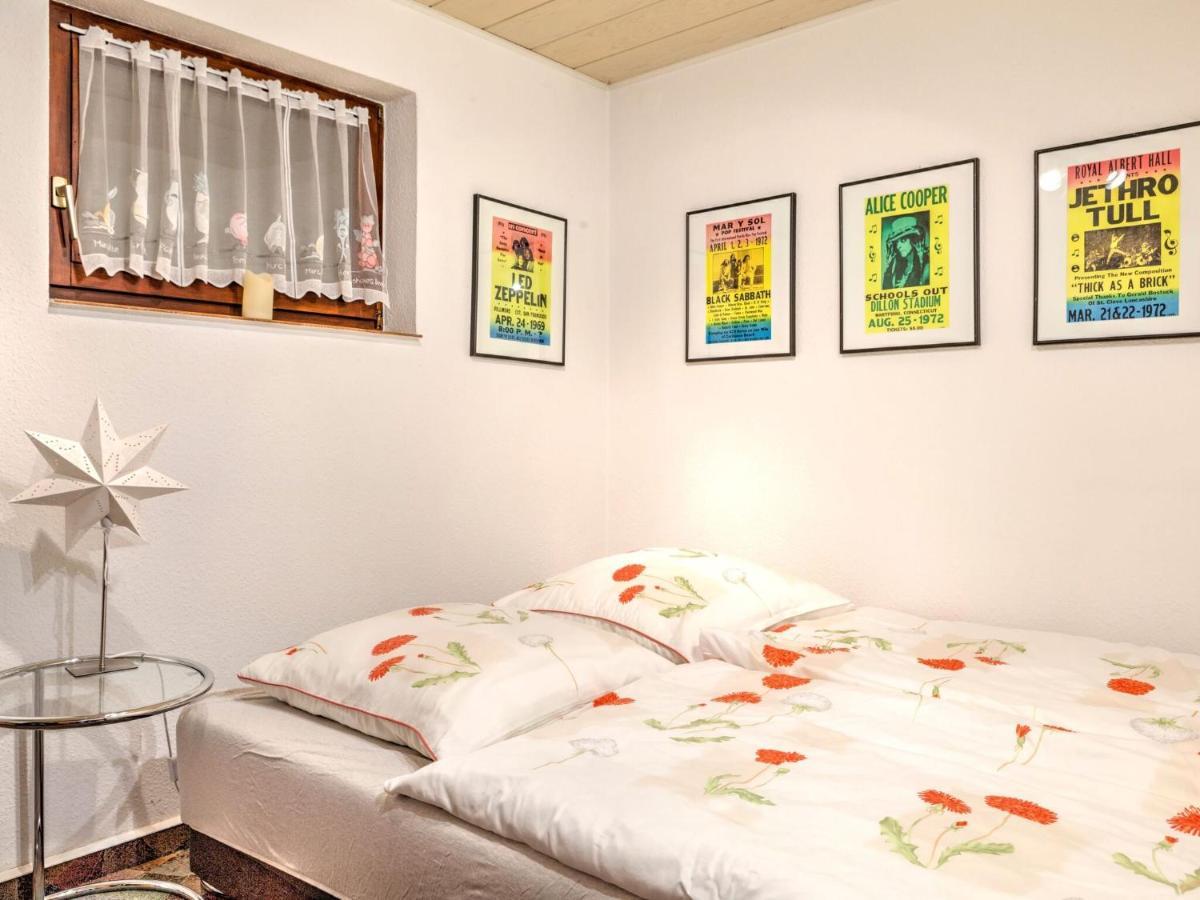 Ferienwohnung Sunny Flat In Bad Driburg With Garden Zimmer foto